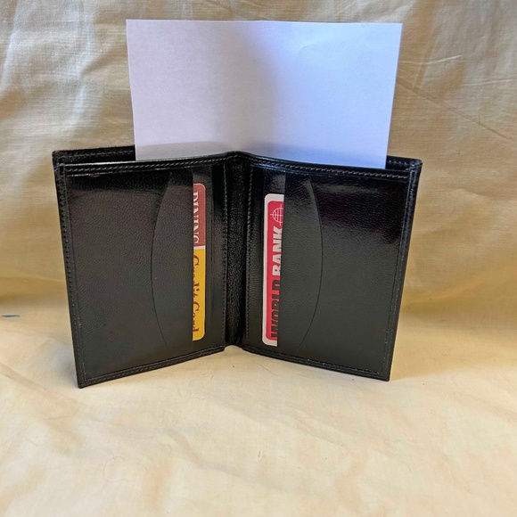 CREDIT CARD HOLDER, CALF LEATHER, 8-SLOTS WITH MONEY POCKET ALONG BACK, BLACK, - Picture 1 of 3